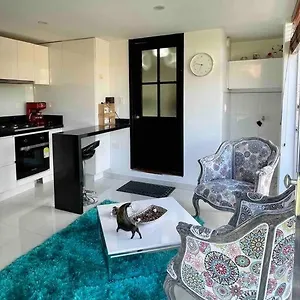  Apartamento Acogedor Estudio Privado En Zona Tranquila