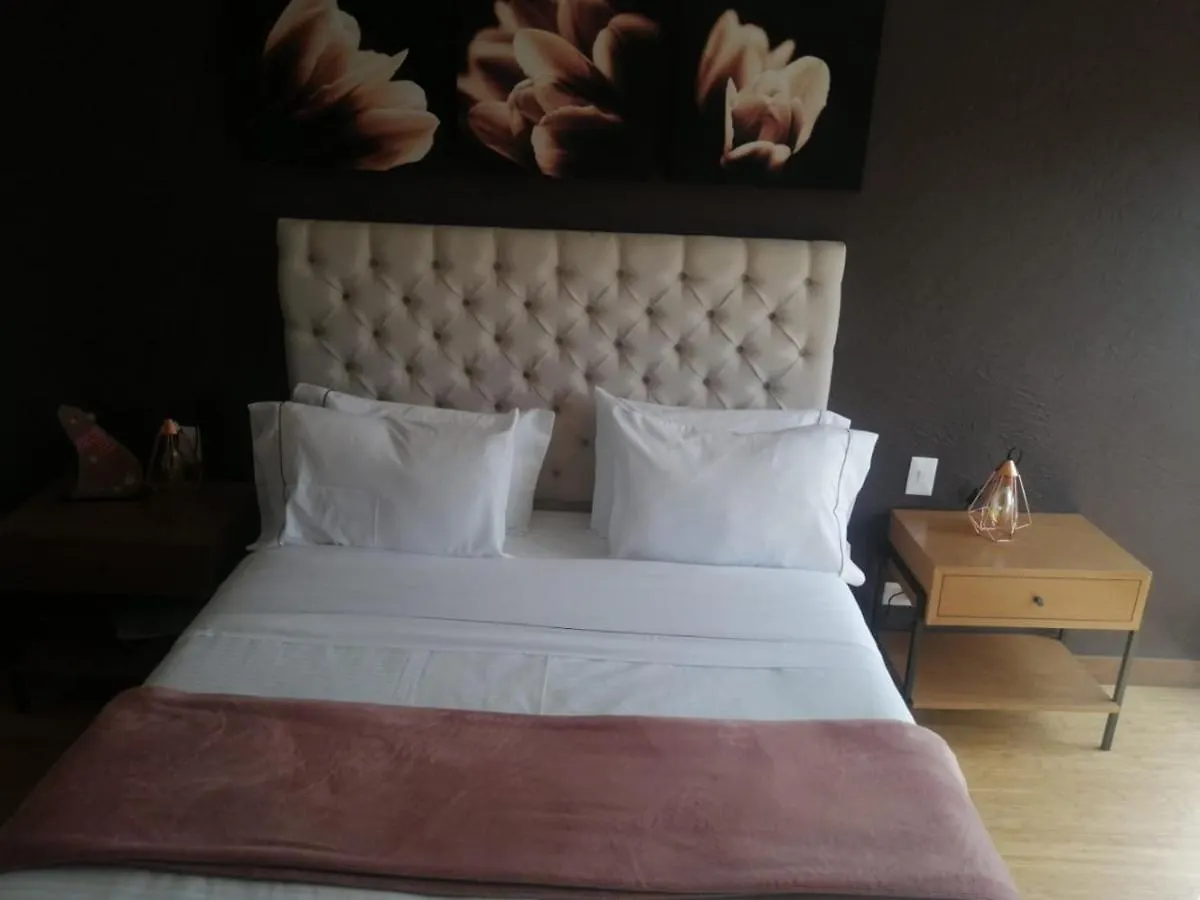 Morph Candelaria - Gestion Hotelera Bogota 0*,